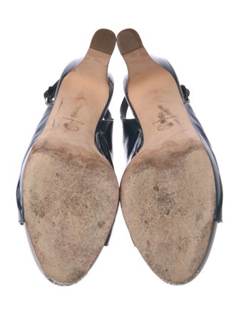 Chanel 2011 Interlocking CC Logo Slingback Pumps