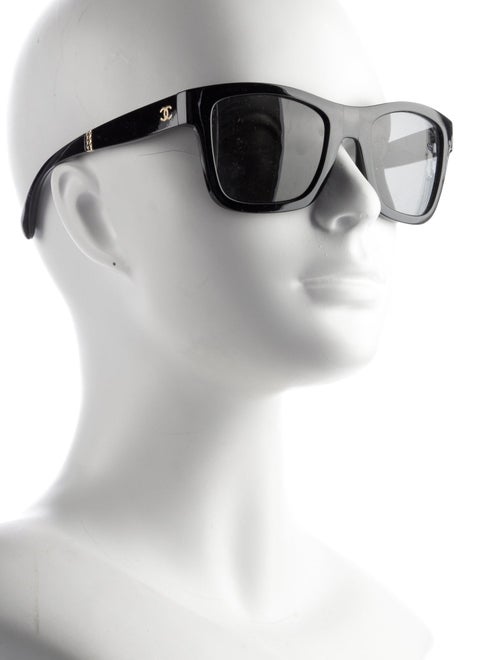 Chanel Interlocking CC Logo Wayfarer Sunglasses