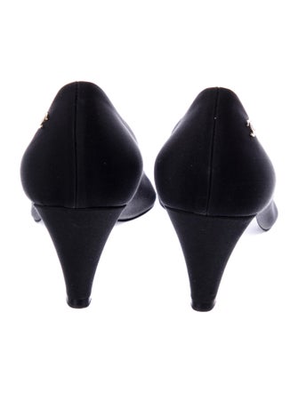 Chanel Interlocking CC Logo Satin Pumps