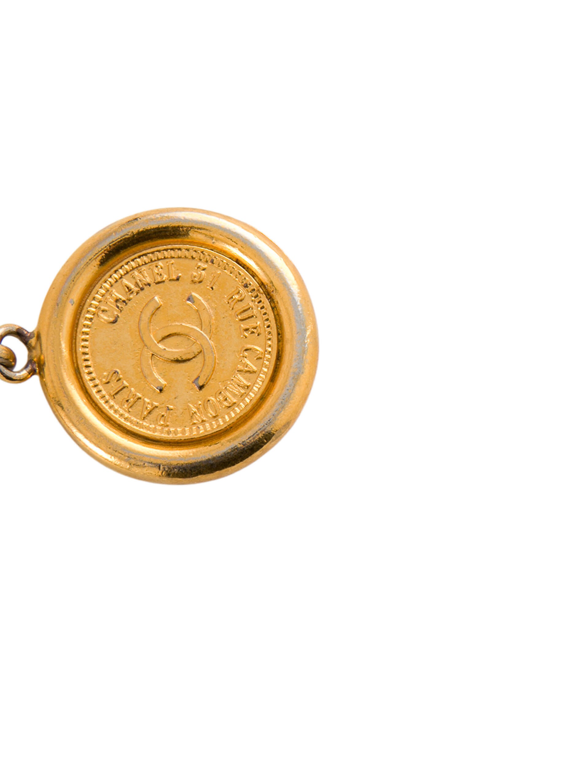 Chanel Vintage Medallion Chain-Link Belt