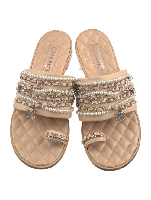 Chanel Interlocking CC Logo Leather Slides