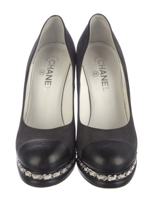 Chanel Interlocking CC Logo Suede Pumps