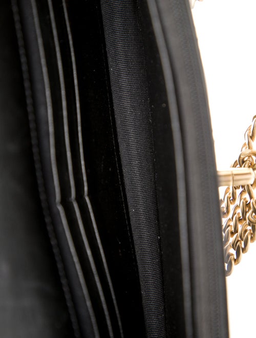 Chanel Pillow Crush Wallet On Chain