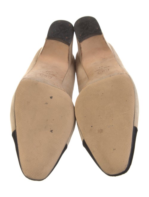 Chanel 2017 Interlocking CC Logo Pumps