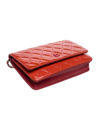 Chanel Classic Wallet On Chain