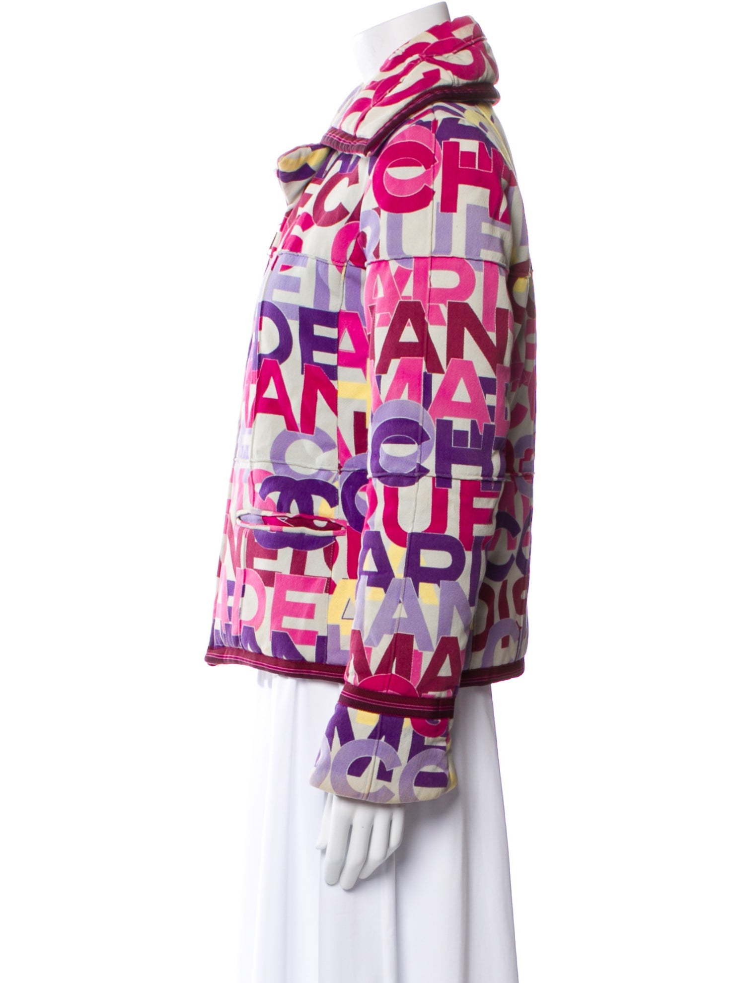 Chanel Vintage 2000 Jacket