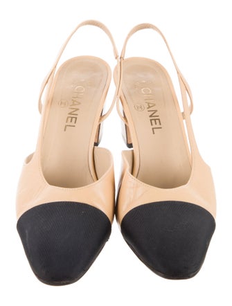 Chanel Interlocking CC Logo Leather Slingback Pumps