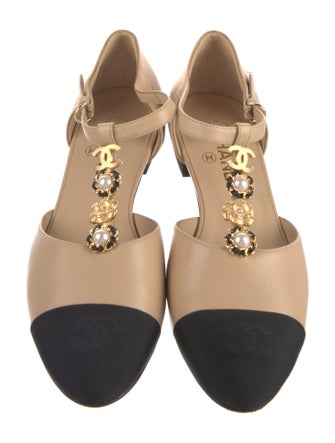 Chanel 2025 Interlocking CC Logo D'Orsay Flats