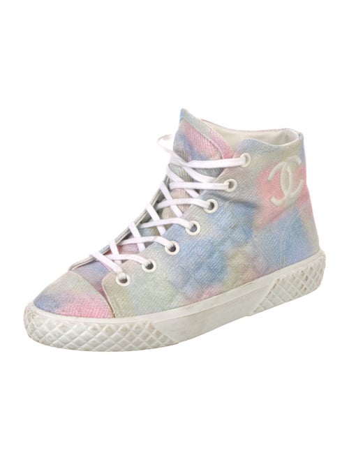 Chanel 2022 Interlocking CC Logo Sneakers