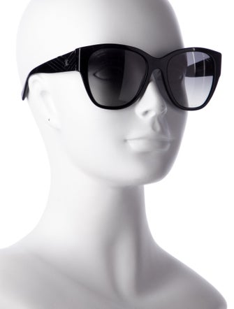 Chanel Interlocking CC Logo Cat-Eye Sunglasses