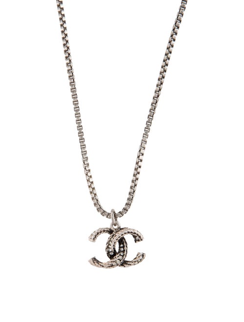 Chanel Strass CC 'Paris-Cosmopolite' Pendant Necklace