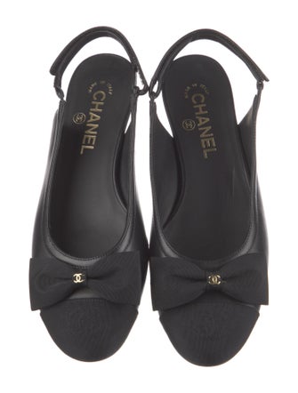 Chanel Interlocking CC Logo Leather Slingback Flats