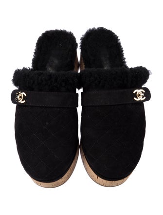 Chanel Interlocking CC Logo Suede Slingback Flats