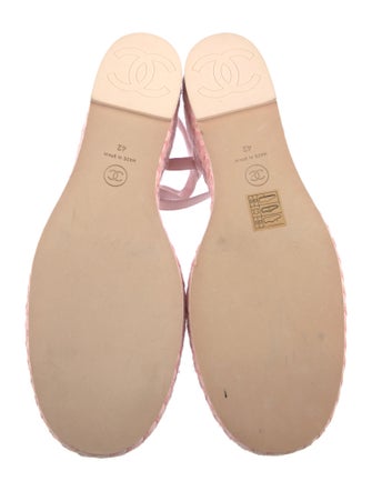 Chanel Interlocking CC Logo Leather Slingback Pumps