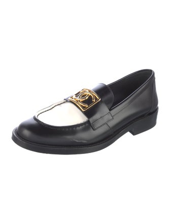 Chanel 2023 Interlocking CC Logo Loafers