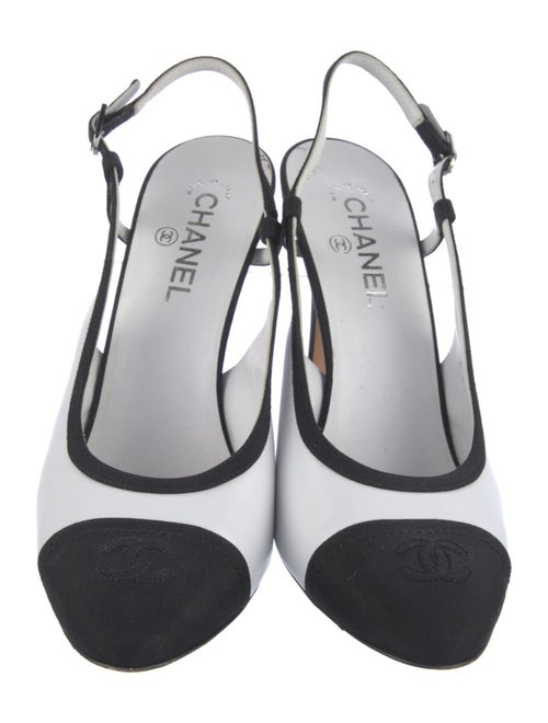 Chanel Interlocking CC Logo Leather Slingback Pumps