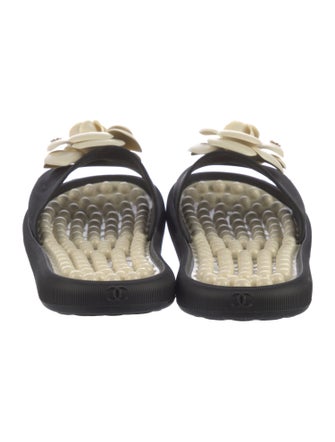 Chanel 2018 Interlocking CC Logo Slides