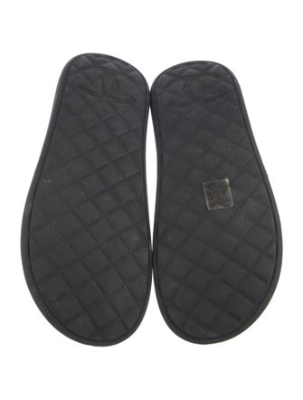 Chanel 2018 Interlocking CC Logo Slides