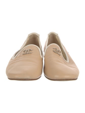 Chanel Interlocking CC Logo Leather Loafers