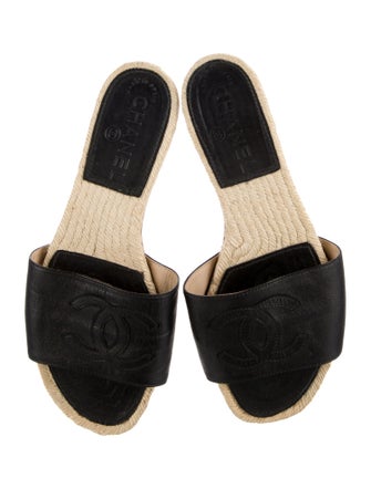 Chanel Interlocking CC Logo Leather Espadrilles
