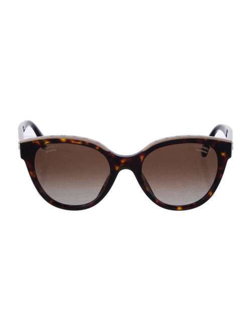 Chanel Interlocking CC Logo Cat-Eye Sunglasses