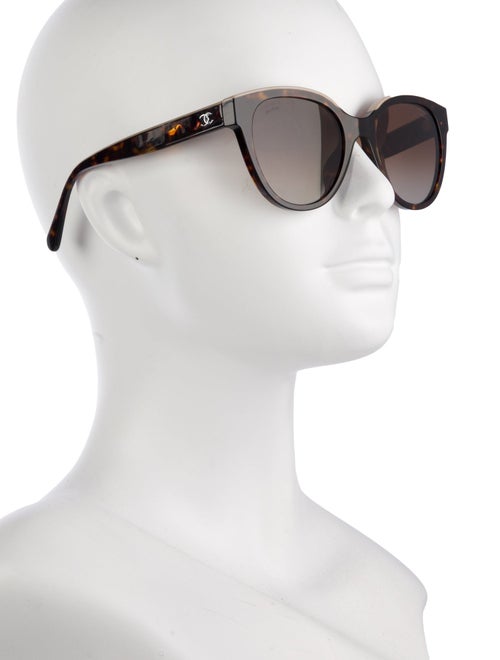 Chanel Interlocking CC Logo Cat-Eye Sunglasses