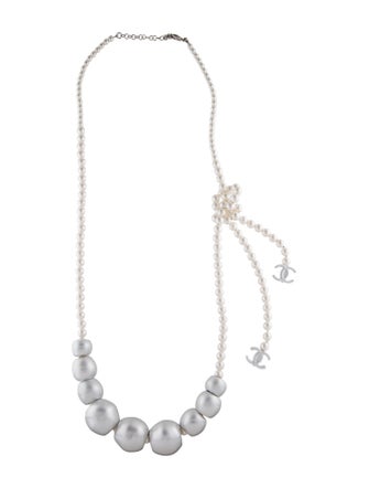 Chanel 2025 Faux Pearl Beaded Collar Necklace