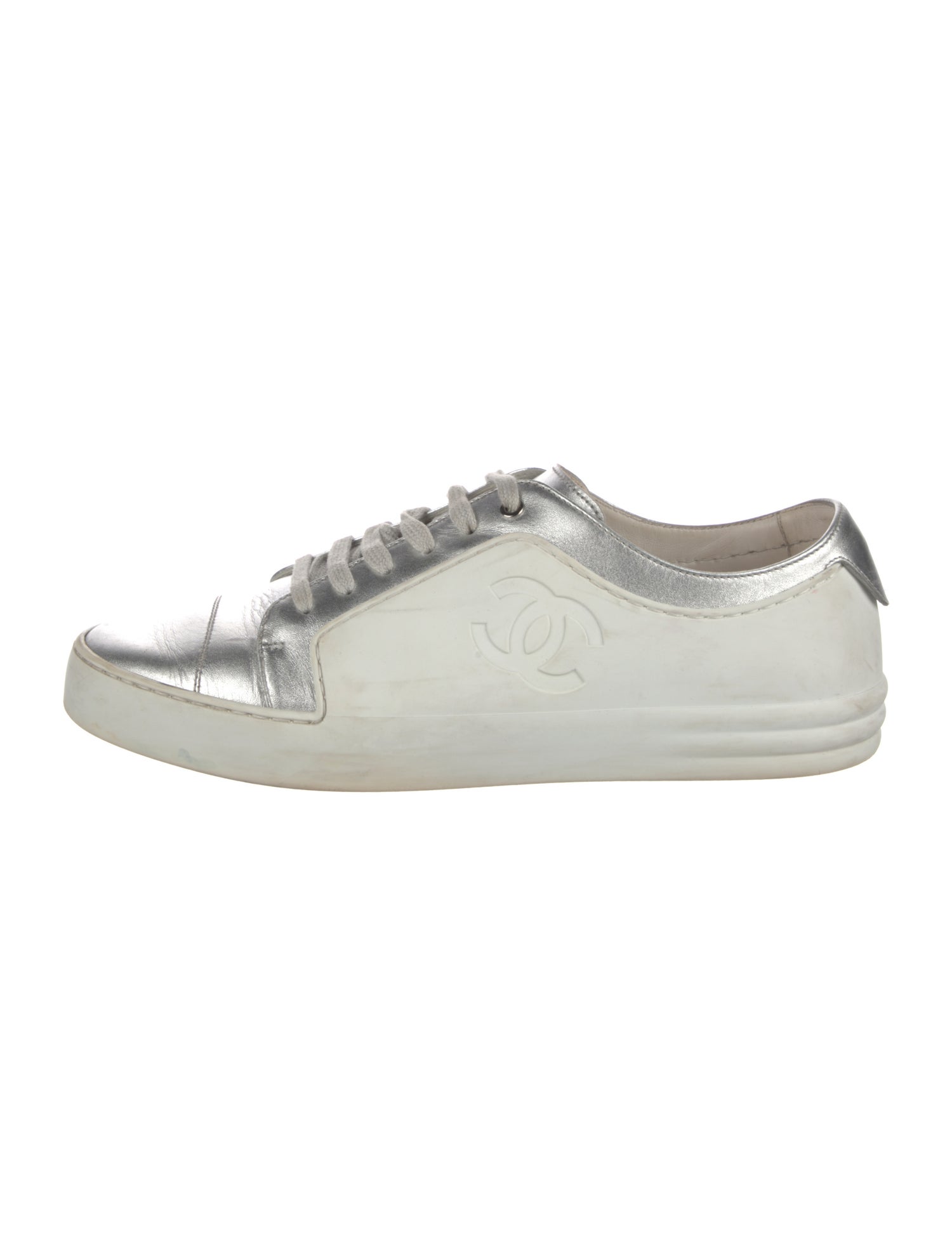 Chanel Interlocking CC Logo Leather Sneakers