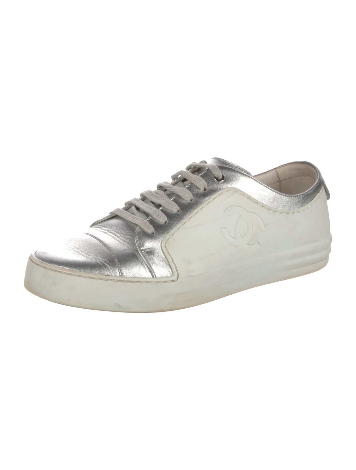 Chanel Interlocking CC Logo Leather Sneakers