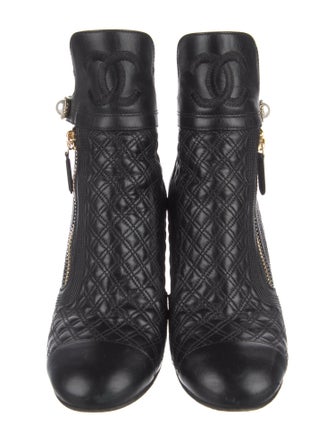 Chanel 2019 Interlocking CC Logo Boots