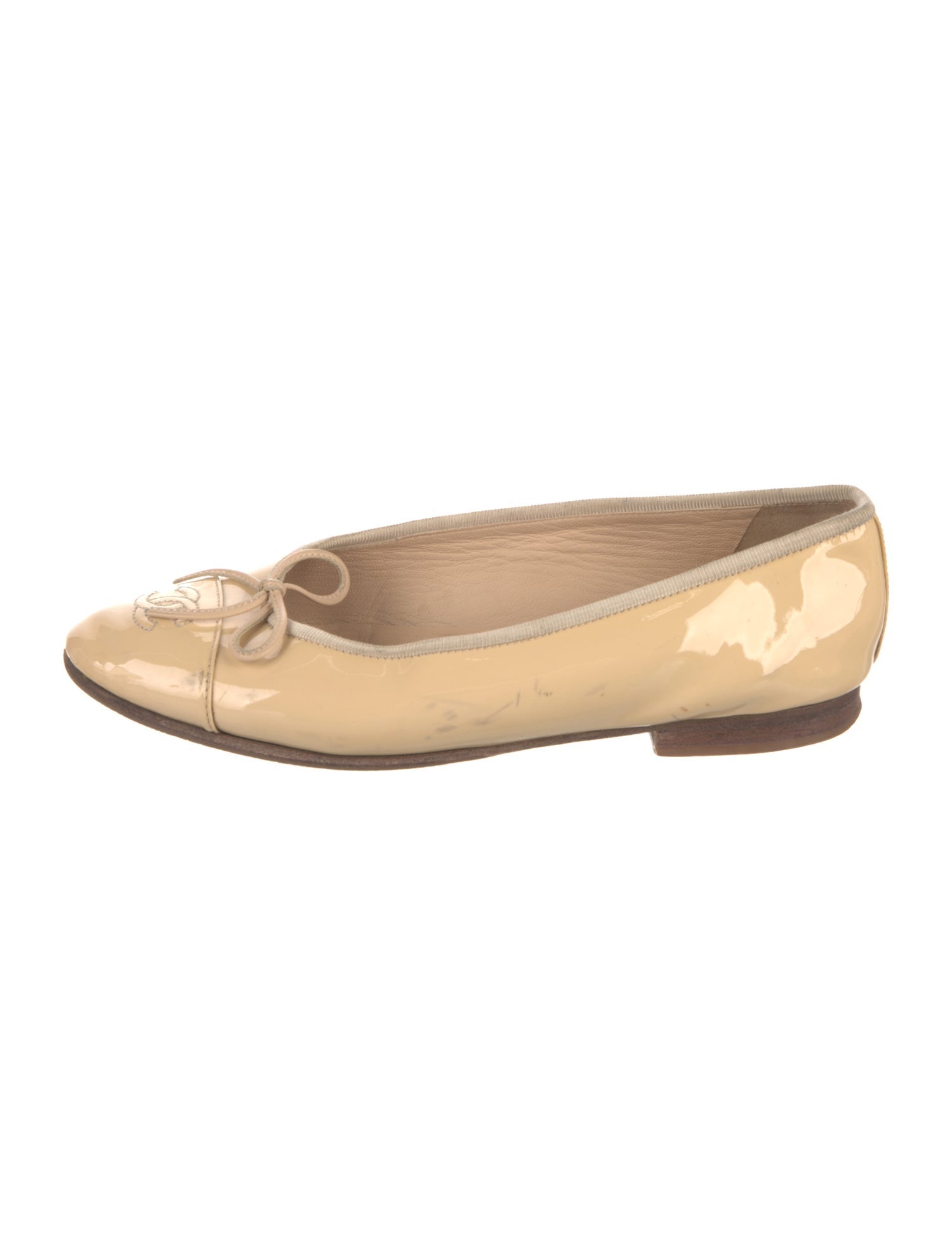 Chanel Interlocking CC Logo Patent Leather Ballet Flats