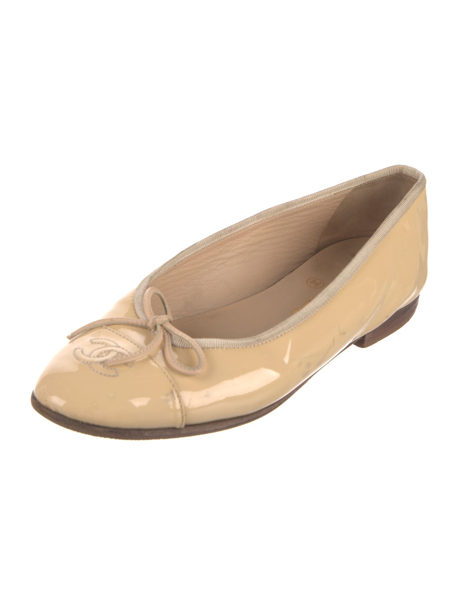 Chanel Interlocking CC Logo Patent Leather Ballet Flats