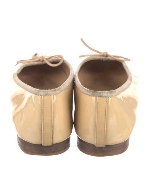 Chanel Interlocking CC Logo Patent Leather Ballet Flats