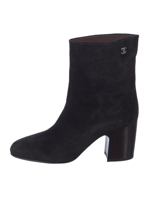 Chanel Interlocking CC Logo Suede Boots