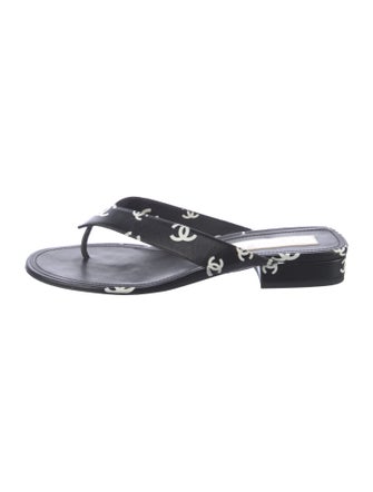 Chanel Interlocking CC Logo Leather Slides