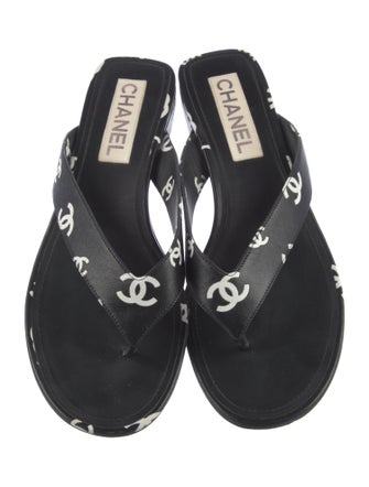 Chanel Interlocking CC Logo Leather Slides