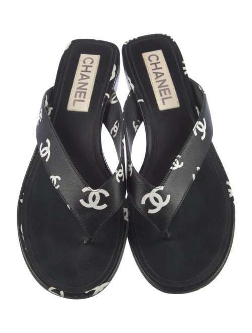 Chanel Interlocking CC Logo Leather Slides