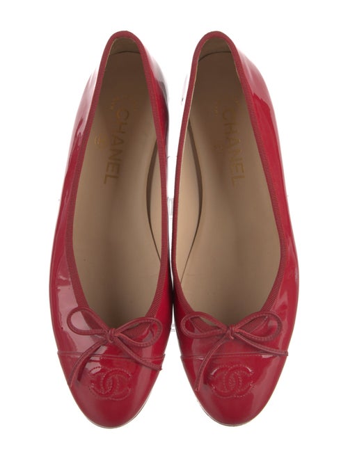 Chanel Interlocking CC Logo Patent Leather Ballet Flats