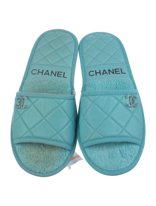 Chanel Interlocking CC Logo Leather Slides