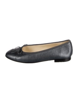 Chanel Interlocking CC Logo Leather Ballet Flats