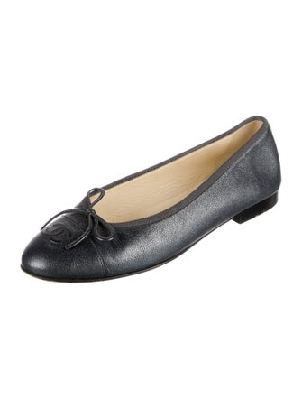Chanel Interlocking CC Logo Leather Ballet Flats