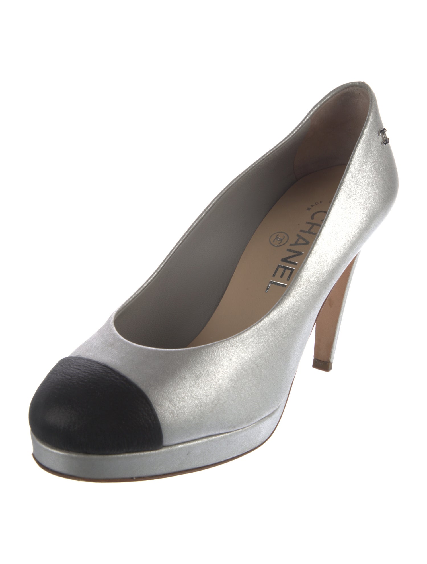 Chanel 2015 Interlocking CC Logo Pumps