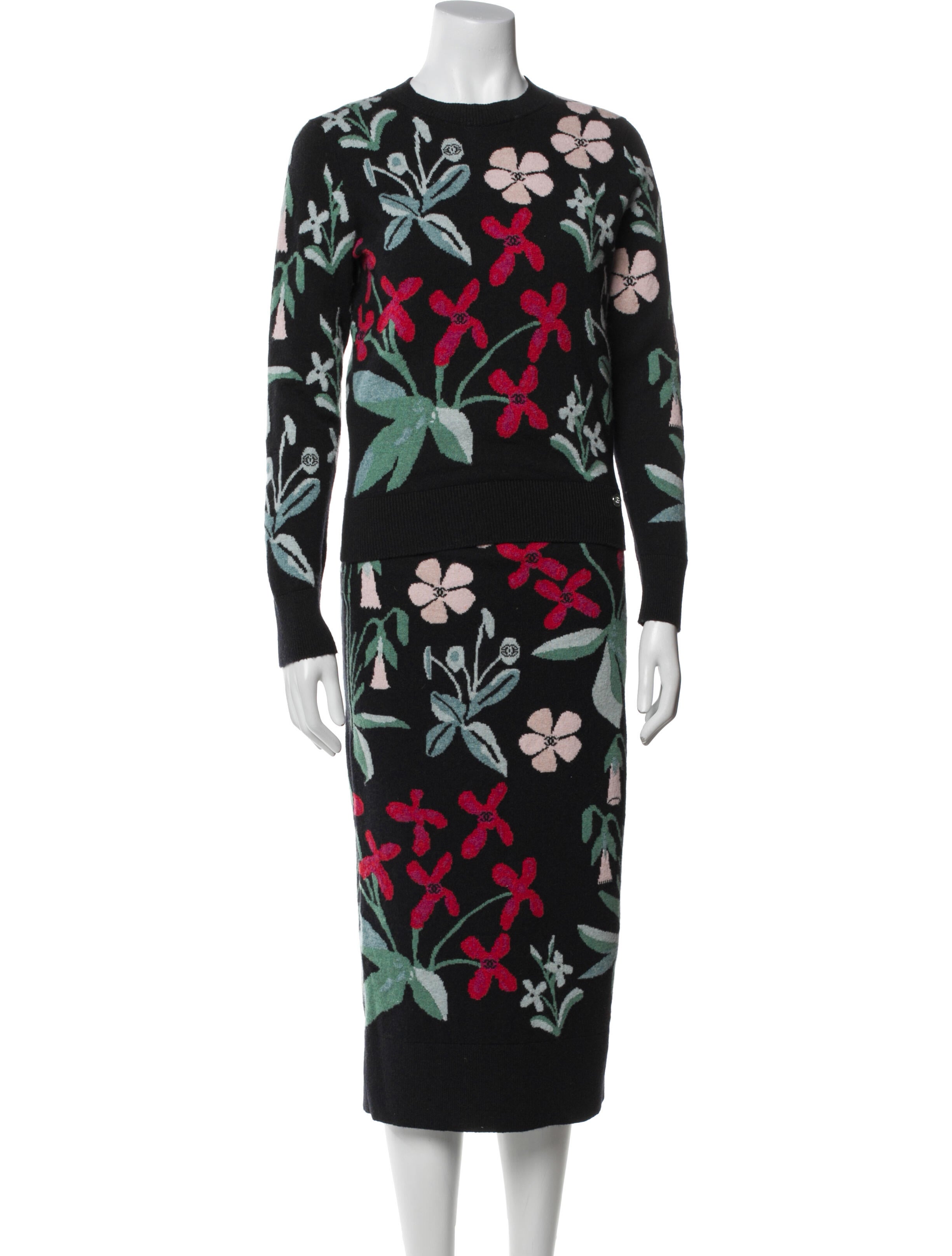 Chanel 2021 Le Château des Dames Skirt Set