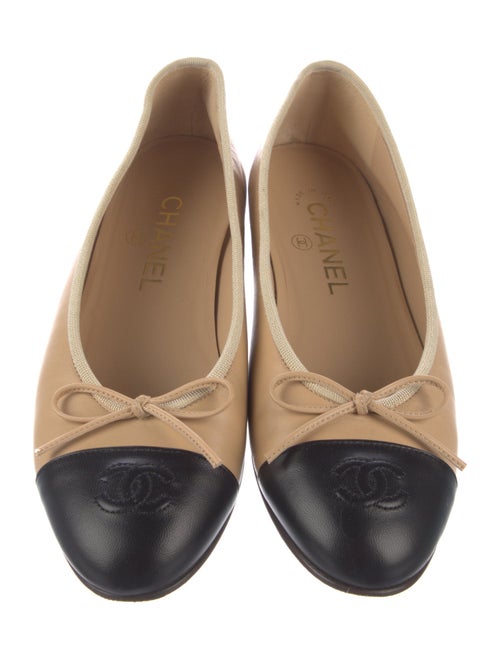 Chanel Interlocking CC Logo Lambskin Ballet Flats