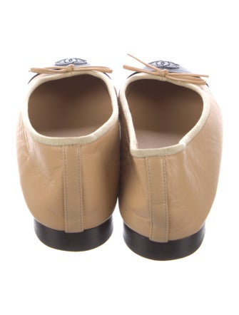Chanel Interlocking CC Logo Lambskin Ballet Flats
