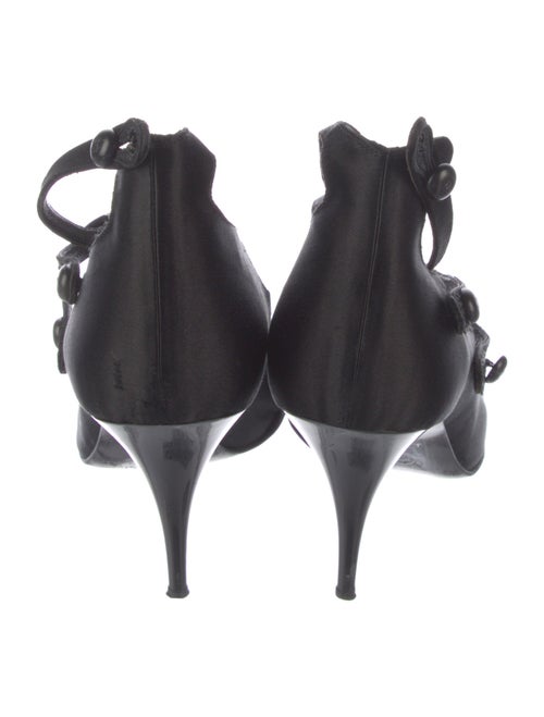 Chanel Interlocking CC Logo Satin Pumps