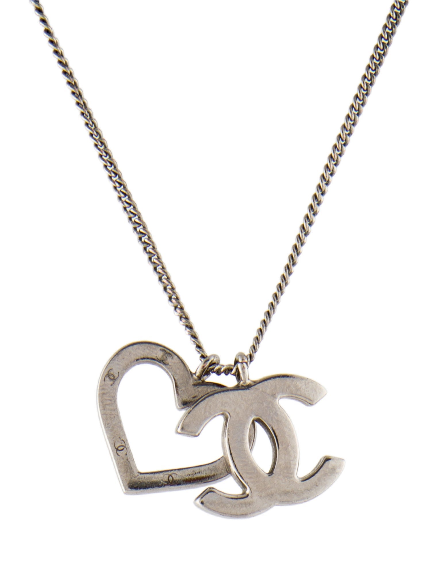 Chanel CC Heart Charm Pendant Necklace