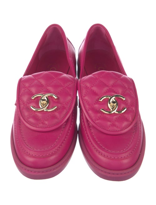 Chanel Interlocking CC Logo Leather Loafers