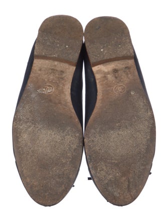 Chanel Interlocking CC Logo Leather Flats