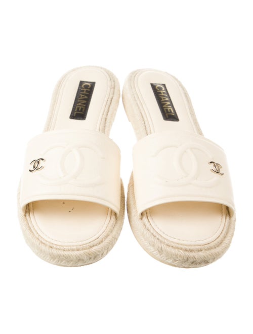 Chanel 2023 Interlocking CC Logo Espadrilles
